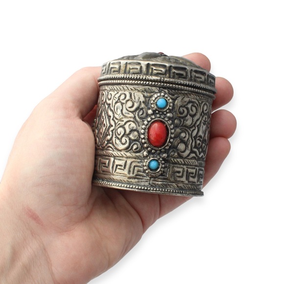 Vintage Tibetan Style Canister / Trinket Box Silver Tone Turquoise Coral Glass - Picture 2 of 6